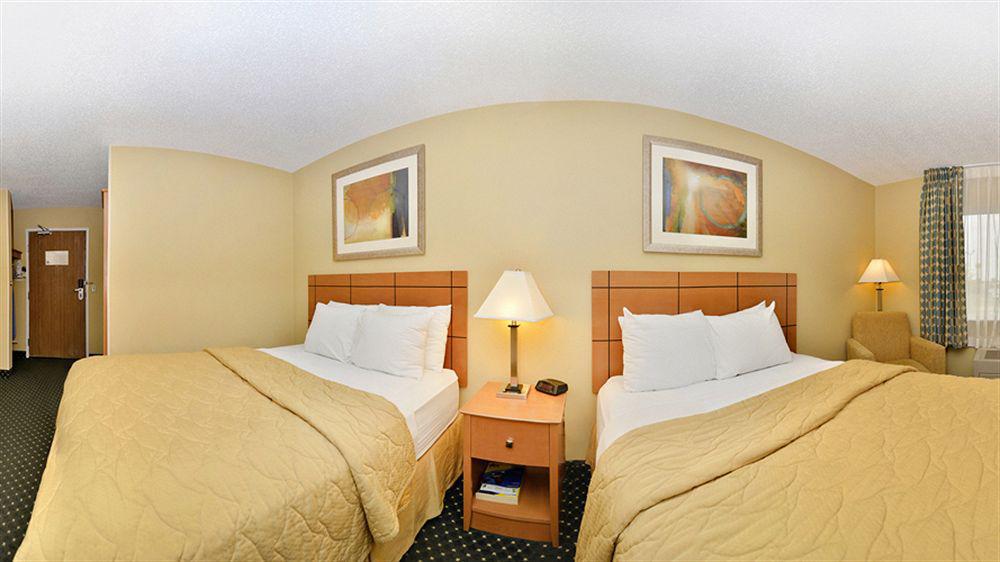 Baymont By Wyndham Billings Hotel Bagian luar foto